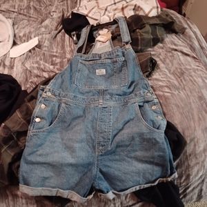 Levis short overalls